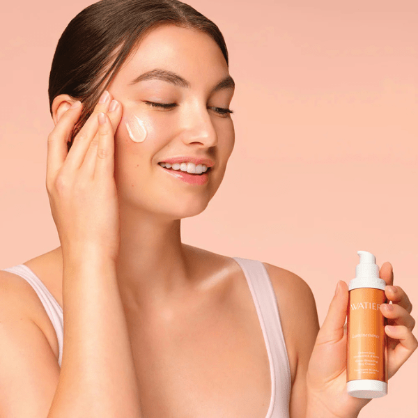 Crème de jour révélatrice d'éclat Luminessence 50 ml