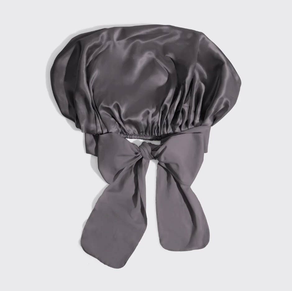 Bonnet satin surdimensionné ajustable
