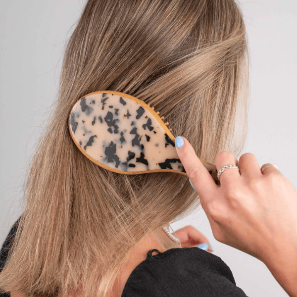 Brosse à cheveux en bambou Eco Responsable Caramel